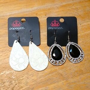 NEW paparazzi earrings set of 2